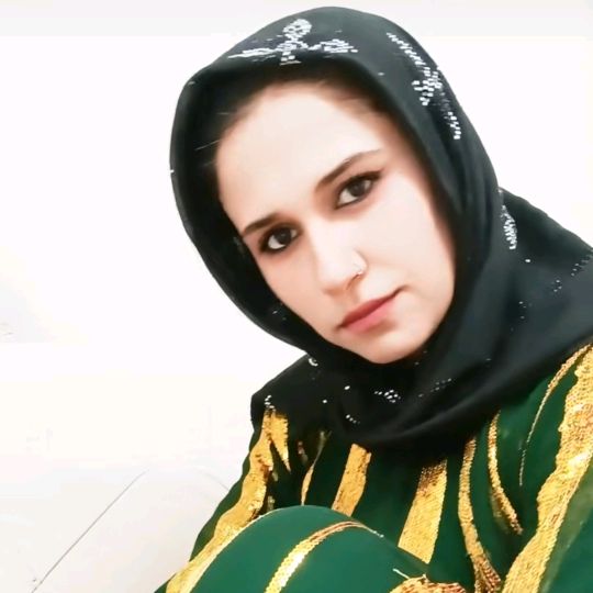 emine985