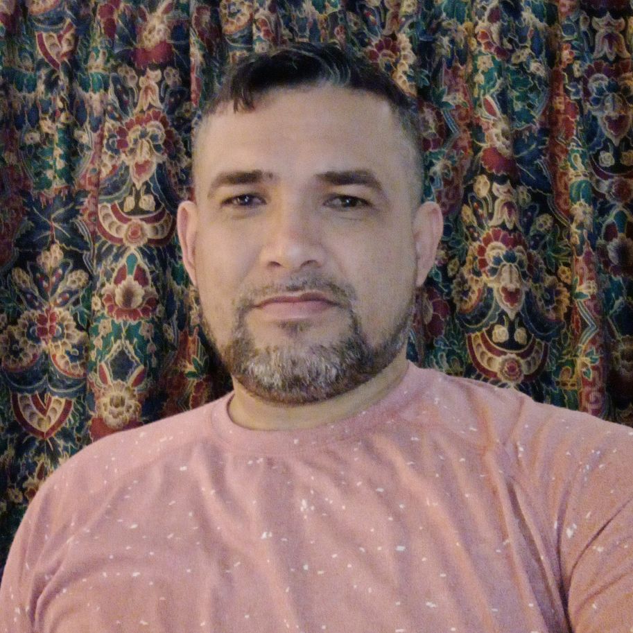 www.omarflores