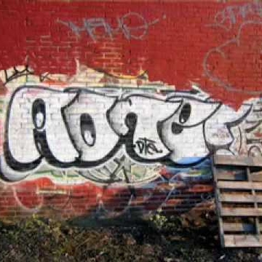 axm